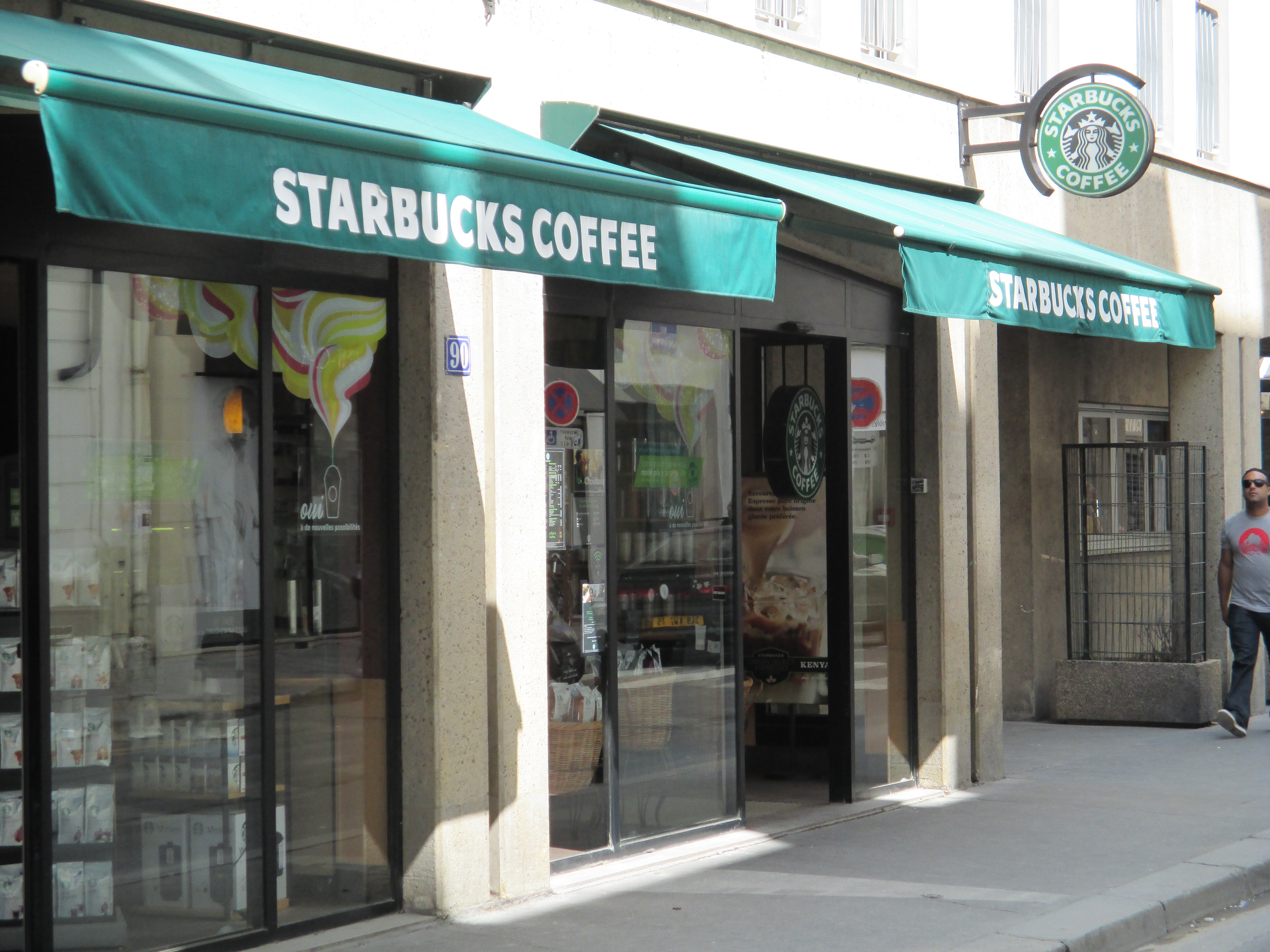 Starbucks Saint Dominique
